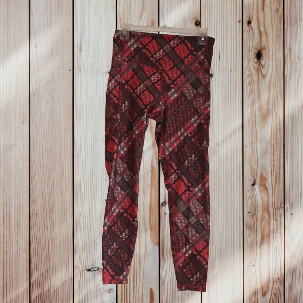 Champion, Pockets, colorful, leggings. Dry-wick material, Red/brown/tan, Medium